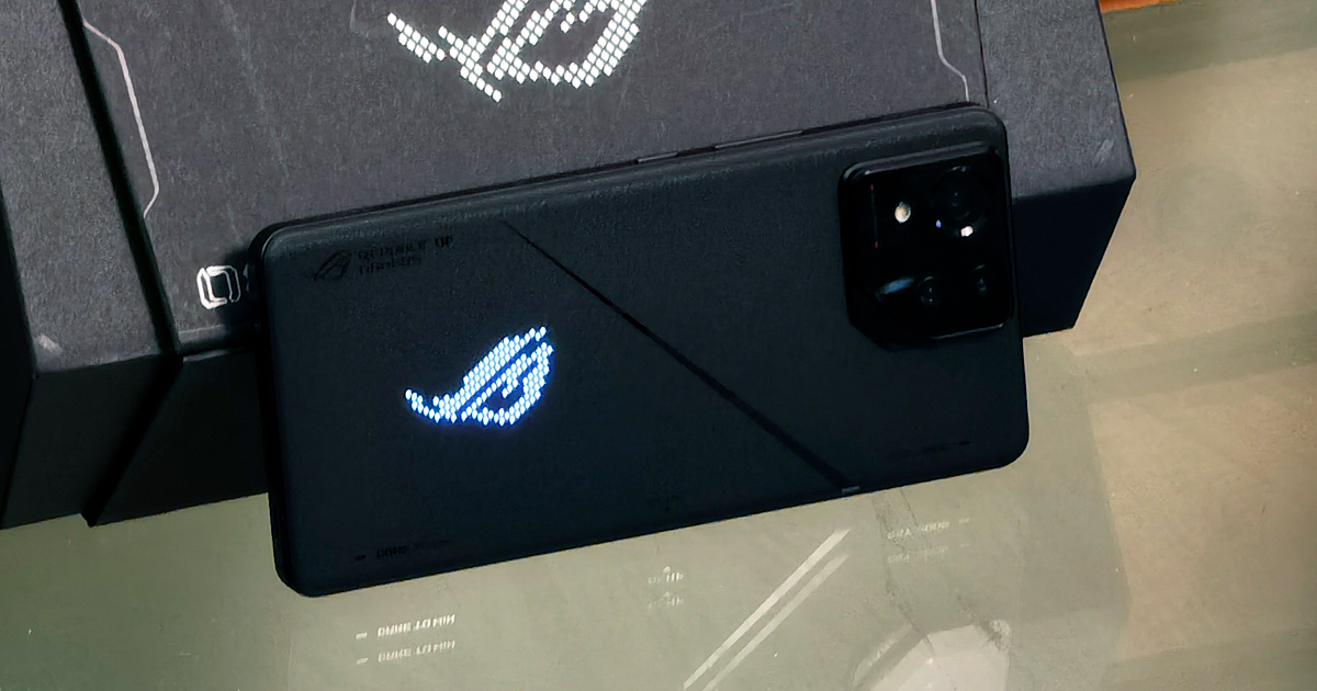 Обзор ASUS ROG Phone 8 Pro: чрезвычайно мощный смартфон для фанатов мобильных игр